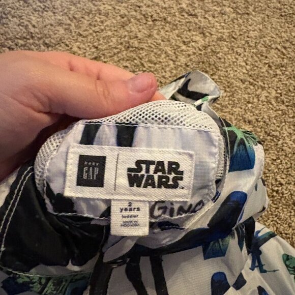 Star Wars x Gap patterned light windbreaker jacket - Picture 3 of 3